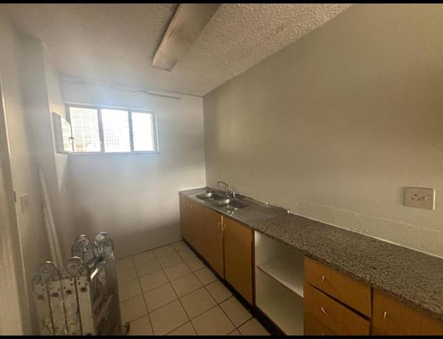 2 BEDROOM APARTMENT FOR SALE IN ESPLANADE